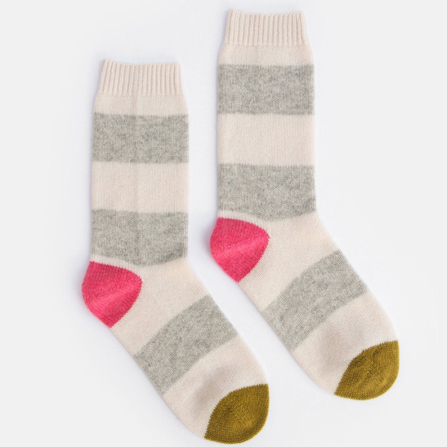 Best Caroline Gardner Cream/Light Grey/Pink/Moss Stripe Cashmere Bedsocks