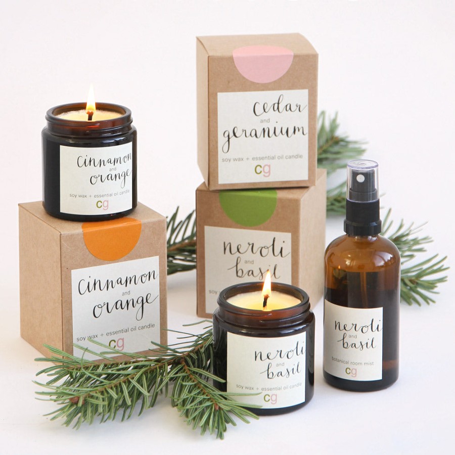 Wholesale Caroline Gardner Cedar & Geranium Soy Wax Travel Candle